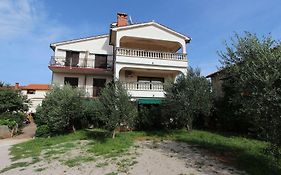 Studio Apartment Malinska Near Sea